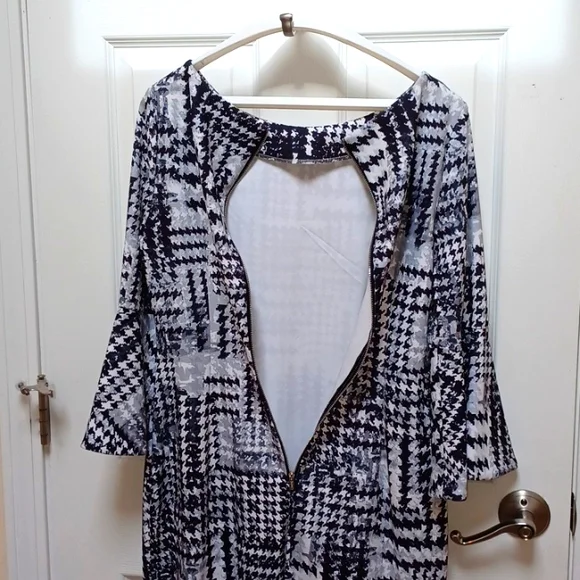 Calvin Klein Dress NWT - Picture 4 of 7